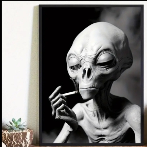 Alien canvas print - Picture 2 of 3